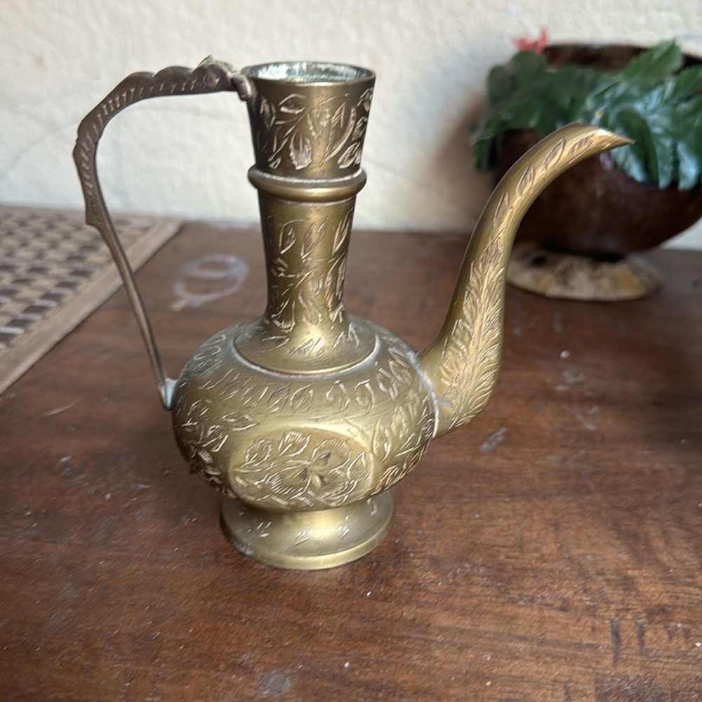 Brass Etched Vintage Teapot Decor-stamp “J.D. India” missing the top